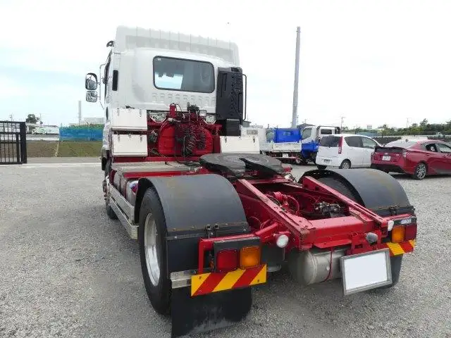 【神奈川県厚木市保管】平成29年 いすゞ トラクタ 走行:571,000km 第五輪荷重:11,500kg 7MTの画像4