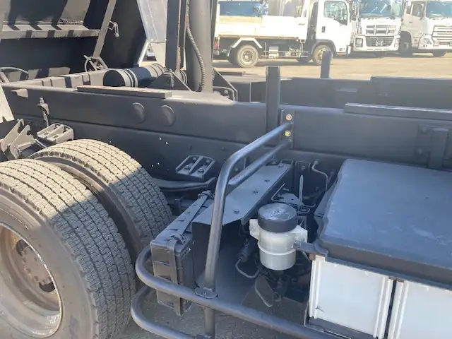 【キャビン  ボデー塗装済】車検=R8年7月迄  H26年 UDコンドル  4tダンプ  6MT  走行8.99万km  オートAC  手動コボレーン  新明和ボデーの画像11