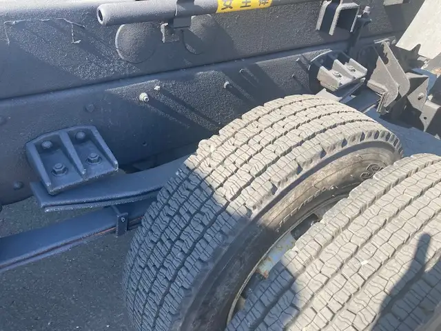 【キャビン  ボデー塗装済】車検=R8年7月迄  H26年 UDコンドル  4tダンプ  6MT  走行8.99万km  オートAC  手動コボレーン  新明和ボデーの画像15