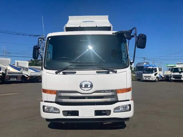 【キャビン  ボデー塗装済】車検=R8年7月迄  H26年 UDコンドル  4tダンプ  6MT  走行8.99万km  オートAC  手動コボレーン  新明和ボデーの画像17