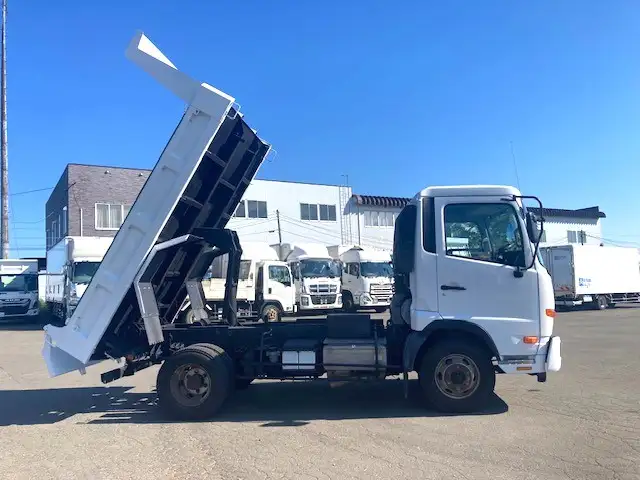 【キャビン  ボデー塗装済】車検=R8年7月迄  H26年 UDコンドル  4tダンプ  6MT  走行8.99万km  オートAC  手動コボレーン  新明和ボデーの画像19