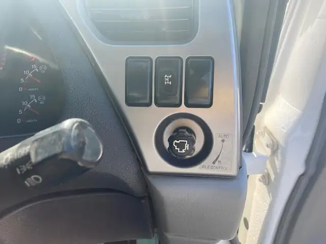 【キャビン  ボデー塗装済】車検=R8年7月迄  H26年 UDコンドル  4tダンプ  6MT  走行8.99万km  オートAC  手動コボレーン  新明和ボデーの画像26