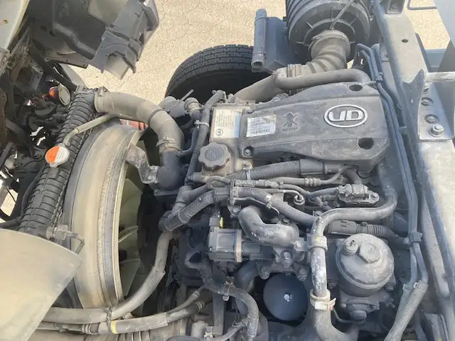 【キャビン  ボデー塗装済】車検=R8年7月迄  H26年 UDコンドル  4tダンプ  6MT  走行8.99万km  オートAC  手動コボレーン  新明和ボデーの画像32