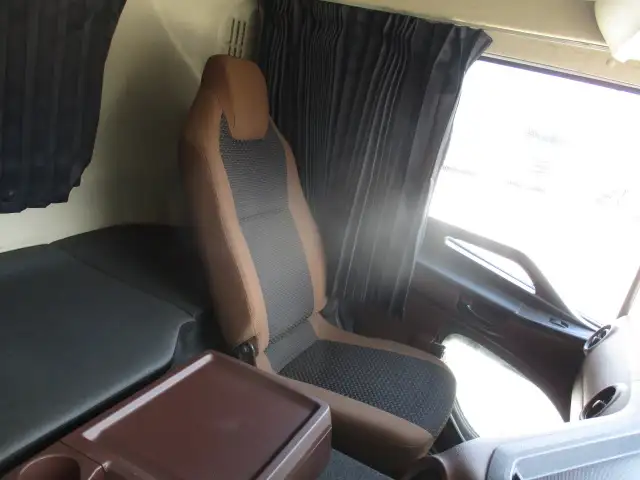 車検付(R8.3)令和2年 日野トラクタ+ダンプトレーラーセット PTO付 450馬力 AT 距離25万㎞位 の画像32