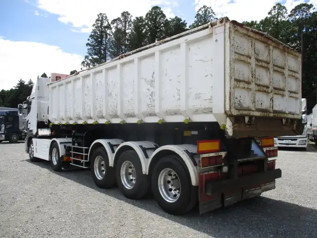 車検付(R8.3)令和2年 日野トラクタ+ダンプトレーラーセット PTO付 450馬力 AT 距離25万㎞位 の画像7