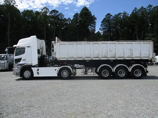 車検付(R8.3)令和2年 日野トラクタ+ダンプトレーラーセット PTO付 450馬力 AT 距離25万㎞位 の画像8