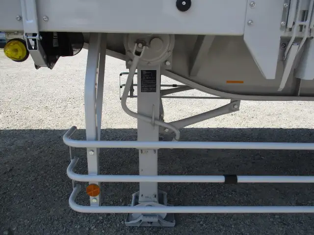 予備検切れ 未使用車 令和7年 トレクス 13Mウィングトレーラー 2軸 リフトアクスル 積載21,300㎏ 第五輪10,190㎏以上の画像15