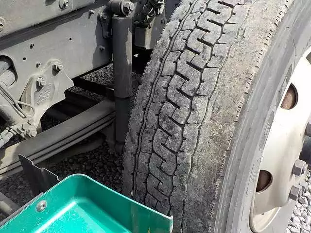 平成17年11月中古大型トラクタヘッド日野日野の画像27