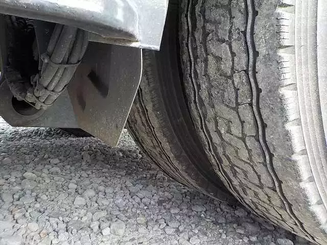 平成17年11月中古大型トラクタヘッド日野日野の画像29