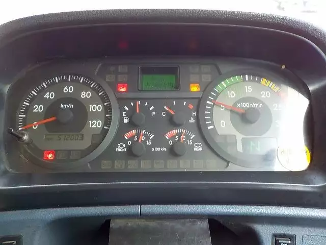 平成17年11月中古大型トラクタヘッド日野日野の画像35