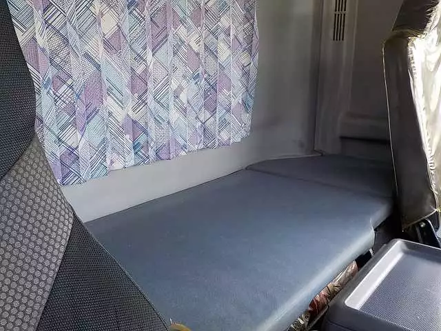 平成17年11月中古大型トラクタヘッド日野日野の画像41