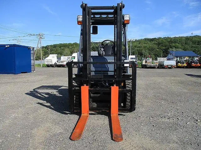 トヨタ フォークリフト  2t 02-8FGL20 ガソリン アワー486.7hの画像2