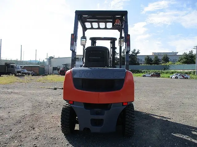 トヨタ フォークリフト  2t 02-8FGL20 ガソリン アワー486.7hの画像6