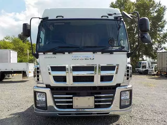 平成27年05月中古大型トラクタヘッドいすゞギガの画像2