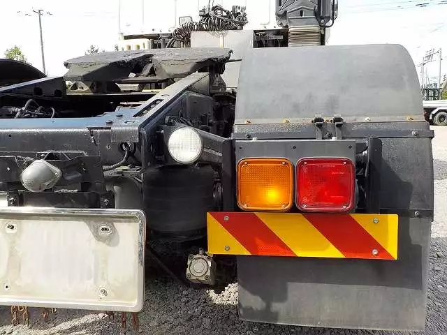 平成27年05月中古大型トラクタヘッドいすゞギガの画像13