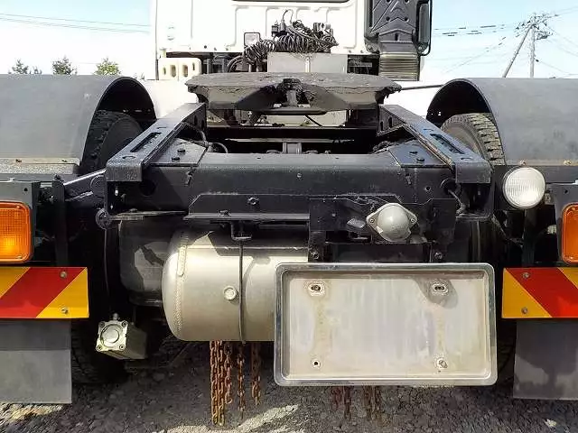 平成27年05月中古大型トラクタヘッドいすゞギガの画像14