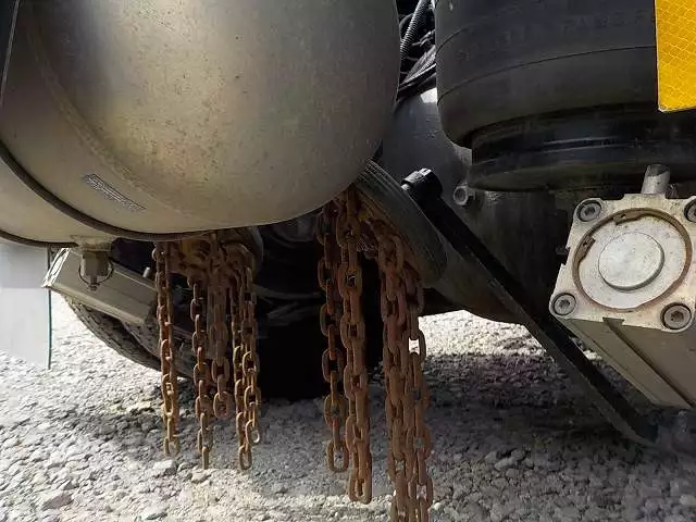 平成27年05月中古大型トラクタヘッドいすゞギガの画像23