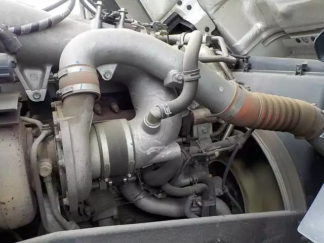 平成27年05月中古大型トラクタヘッドいすゞギガの画像26