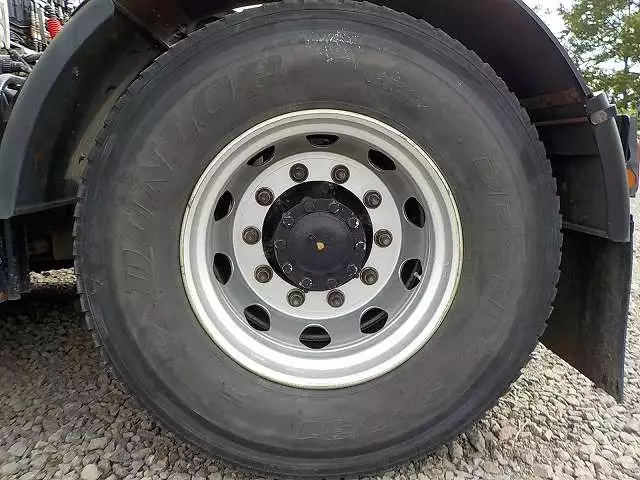 平成27年05月中古大型トラクタヘッドいすゞギガの画像31