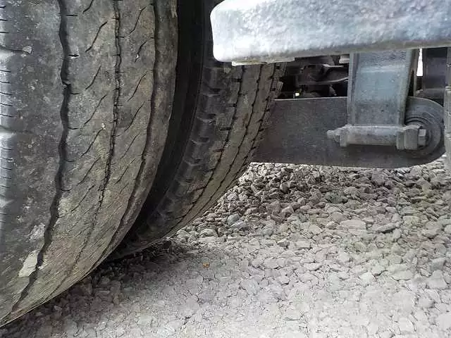 平成27年05月中古大型トラクタヘッドいすゞギガの画像34