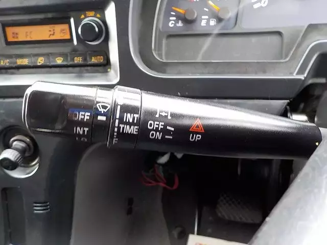 平成27年05月中古大型トラクタヘッドいすゞギガの画像37