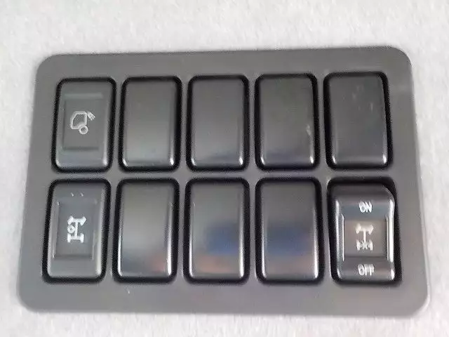 平成27年05月中古大型トラクタヘッドいすゞギガの画像38