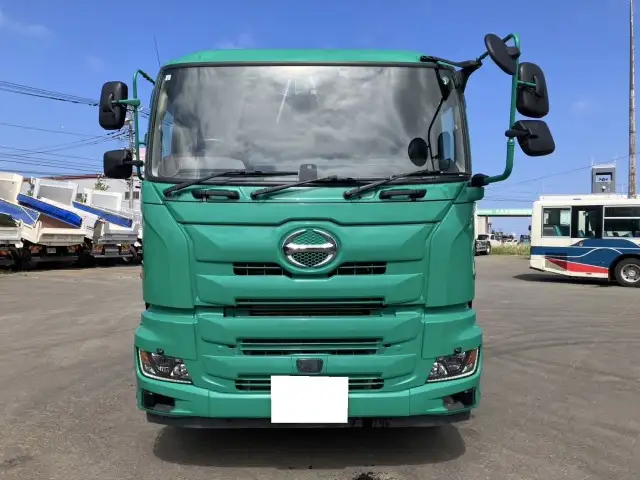 ☆車検付き(R8.1.8)☆　令和1年　日野　大型ダンプ　530×220　新明和製　排気入り　エアチャンバー　自動シート　差し枠付き　MT　積載：8,600㎏　距離：23万㎞の画像2