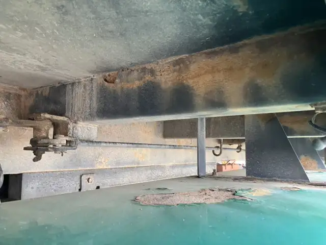 ☆車検付き(R8.1.8)☆　令和1年　日野　大型ダンプ　530×220　新明和製　排気入り　エアチャンバー　自動シート　差し枠付き　MT　積載：8,600㎏　距離：23万㎞の画像13