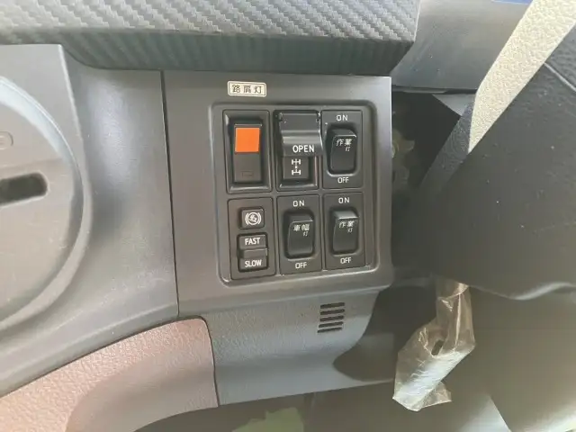 ☆車検付き(R8.1.8)☆　令和1年　日野　大型ダンプ　530×220　新明和製　排気入り　エアチャンバー　自動シート　差し枠付き　MT　積載：8,600㎏　距離：23万㎞の画像39