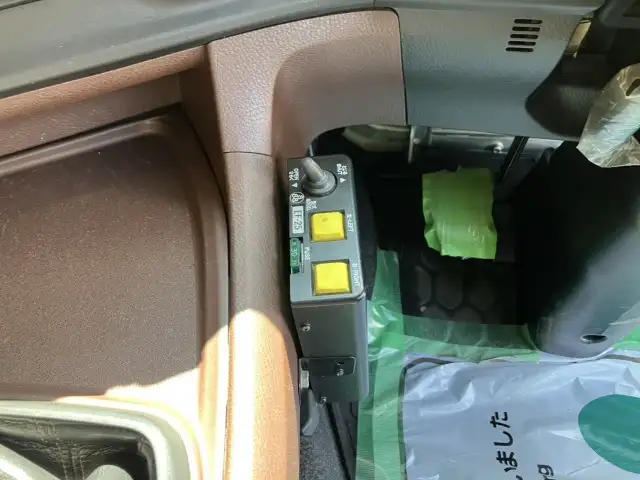 ☆車検付き(R8.1.8)☆　令和1年　日野　大型ダンプ　530×220　新明和製　排気入り　エアチャンバー　自動シート　差し枠付き　MT　積載：8,600㎏　距離：23万㎞の画像42