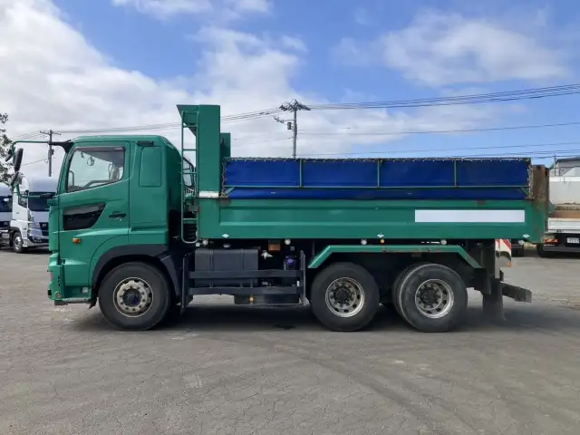 ☆車検付き(R8.1.8)☆　令和1年　日野　大型ダンプ　530×220　新明和製　排気入り　エアチャンバー　自動シート　差し枠付き　MT　積載：8,600㎏　距離：23万㎞の画像8