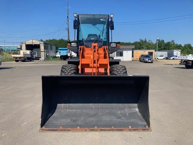 【車検:令和7年11月14日迄】令和3年 日立 ZW80 タイヤショベル アワー:1670h スパイクタイヤ  1,0㎥バケットの画像2