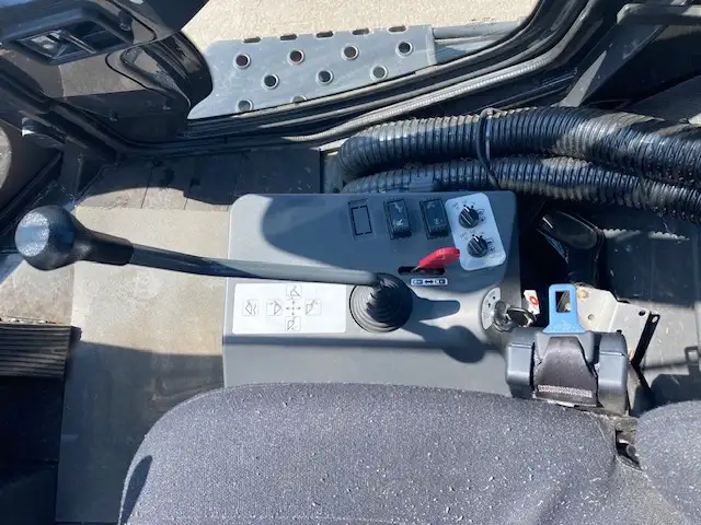 【車検:令和7年11月14日迄】令和3年 日立 ZW80 タイヤショベル アワー:1670h スパイクタイヤ  1,0㎥バケットの画像22