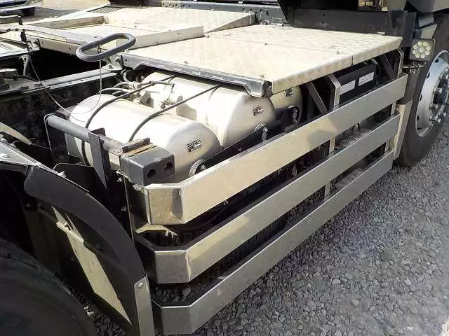 平成28年09月中古大型トラクタヘッド三菱ふそう三菱の画像12