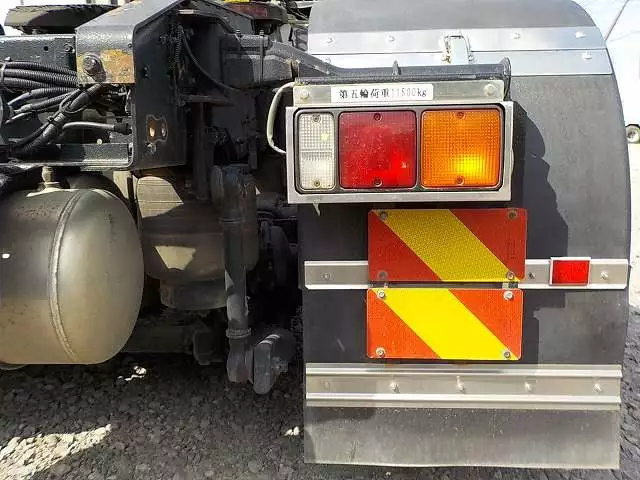 平成28年09月中古大型トラクタヘッド三菱ふそう三菱の画像18