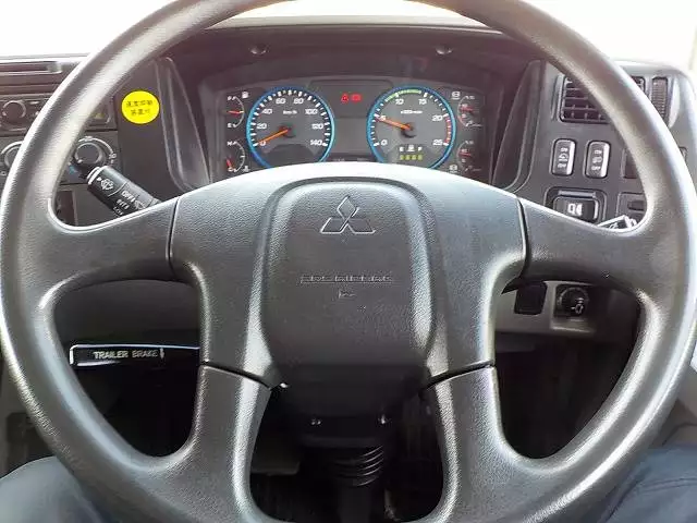 平成28年09月中古大型トラクタヘッド三菱ふそう三菱の画像34