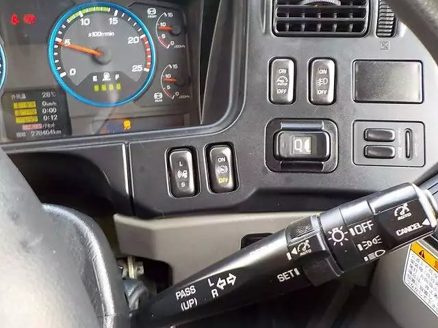 平成28年09月中古大型トラクタヘッド三菱ふそう三菱の画像36