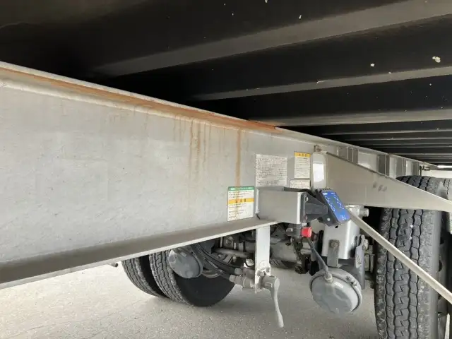 ☆車検付き(R8.8.28)☆ 令和3年 40FT2軸冷凍コンテナシャシSET エアサス(リフトアクスル付) ユニット:MAGNUM PLUS 発電機:サーモキング(SG-3000e) ジョロダー4列 キーストン 積載:24,000㎏ 第五輪8,900㎏以上の画像19