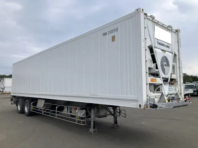 ☆車検付き(R8.8.28)☆ 令和3年 40FT2軸冷凍コンテナシャシSET エアサス(リフトアクスル付) ユニット:MAGNUM PLUS 発電機:サーモキング(SG-3000e) ジョロダー4列 キーストン 積載:24,000㎏ 第五輪8,900㎏以上の画像3