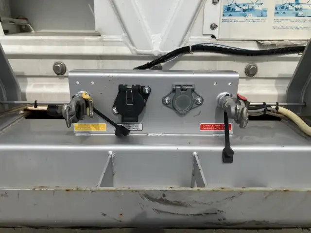 ☆車検付き(R8.8.28)☆ 令和3年 40FT2軸冷凍コンテナシャシSET エアサス(リフトアクスル付) ユニット:MAGNUM PLUS 発電機:サーモキング(SG-3000e) ジョロダー4列 キーストン 積載:24,000㎏ 第五輪8,900㎏以上の画像40