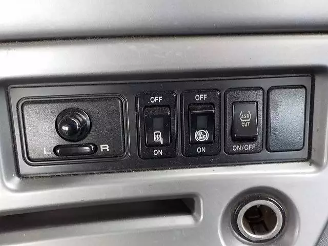 平成18年09月中古大型トラクタヘッド日産UDニッサンディーゼルの画像31