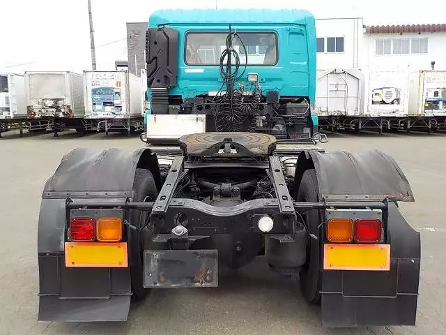 平成18年09月中古大型トラクタヘッド日産UDニッサンディーゼルの画像6