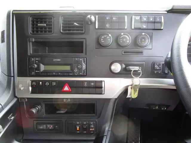 平成30年03月中古大型アルミバン・ウィング三菱ふそうスーパーグレートの画像26