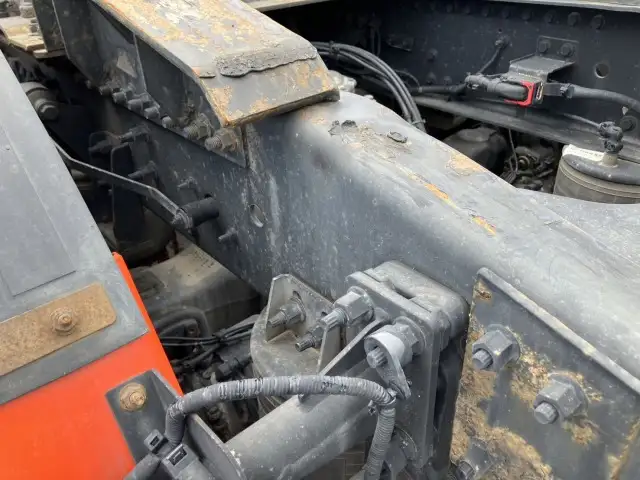 平成30年 UDトラックス トラクターヘッド 460馬力 AT 第五輪:11,000㎏以上 距離:24万㎞ デフロック付 オートチェーンの画像18