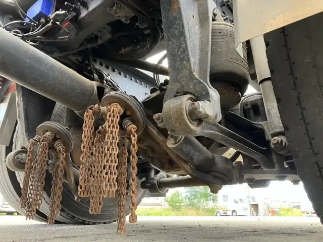 平成30年 UDトラックス トラクターヘッド 460馬力 AT 第五輪:11,000㎏以上 距離:24万㎞ デフロック付 オートチェーンの画像19