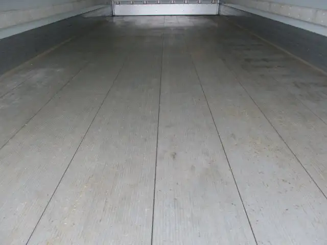 令和4年 日野 4t冷凍車 6200ワイド エアサス 格納PG 積載:2,500kg 距離:12万㎞ 冷凍機:菱重の画像26