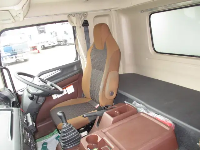 令和4年 日野 4t冷凍車 6200ワイド エアサス 格納PG 積載:2,500kg 距離:12万㎞ 冷凍機:菱重の画像49