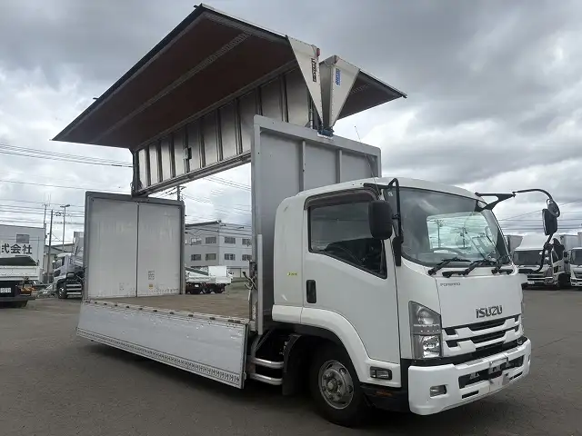10月~貸出予定 車検令和8年5月22日迄 平成28年 いすゞ 6200ワイド 4tアルミウィング 距離:13万㎞ 積載:3,000㎏ 床:木床 の画像31