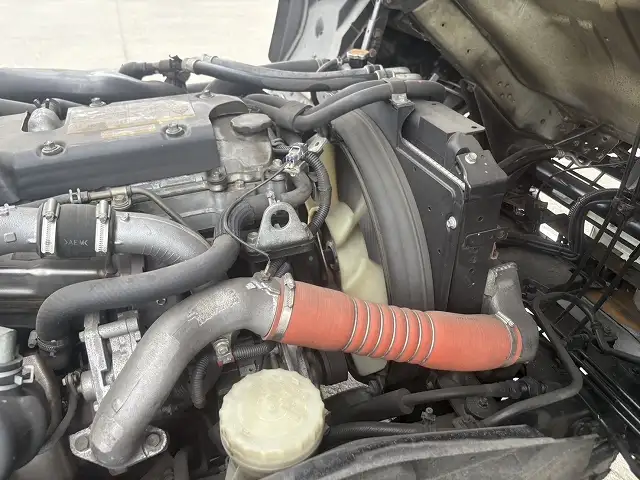 10月~貸出予定 車検令和8年5月22日迄 平成28年 いすゞ 6200ワイド 4tアルミウィング 距離:13万㎞ 積載:3,000㎏ 床:木床 の画像37