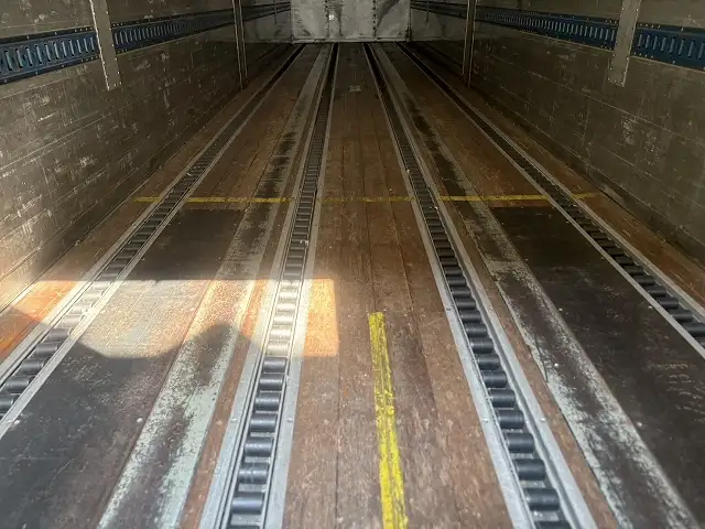 ナンバー付き 平成15年 フルハーフ 13m2軸ウィングトレーラー(テーパー型) リフトアクスル 積載:18,900㎏ 第五輪荷重:9,400㎏以上 エアジョロダー付きの画像16